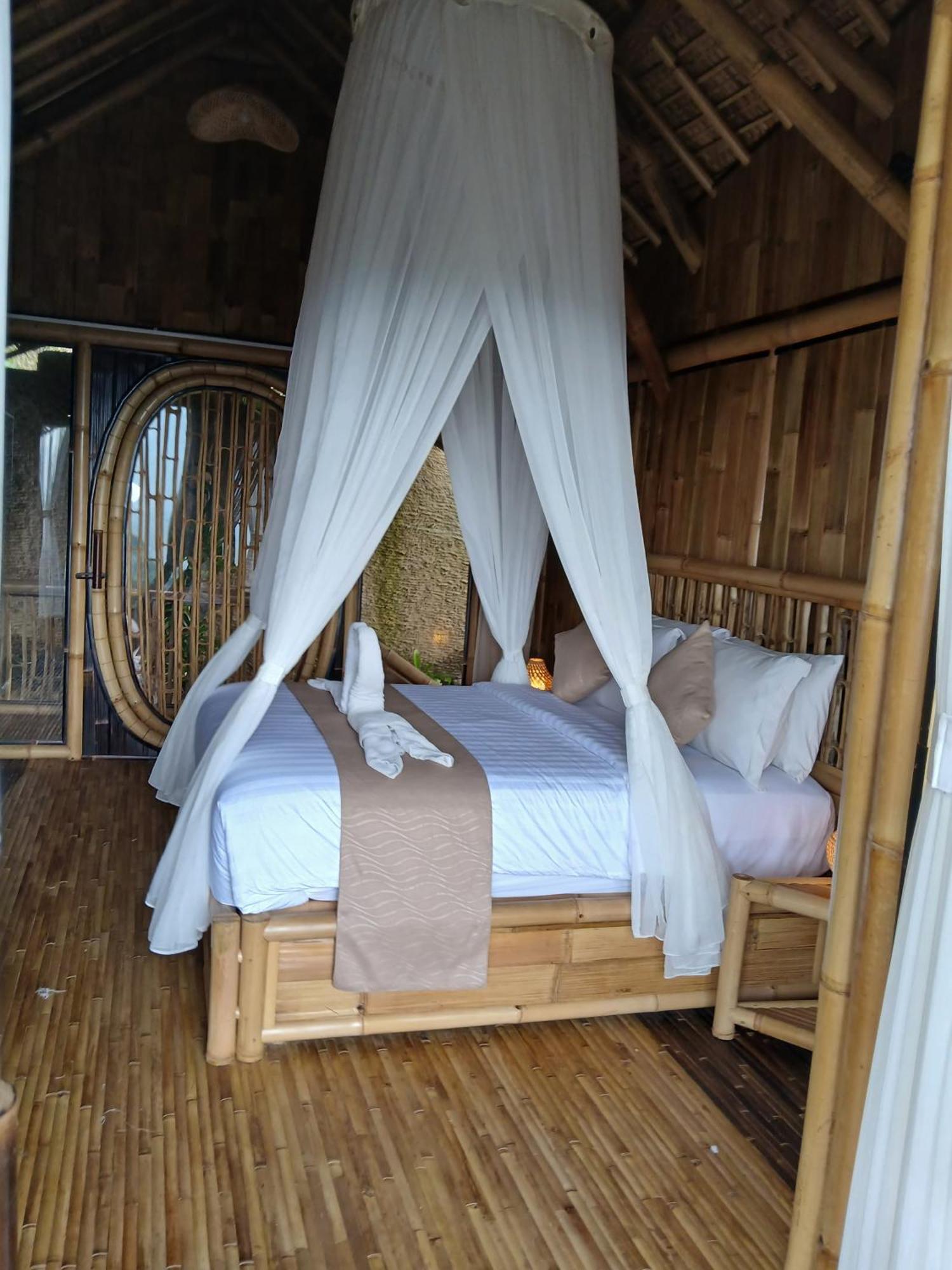 Selat Danaswari Bali Bamboo Houseヴィラ エクステリア 写真