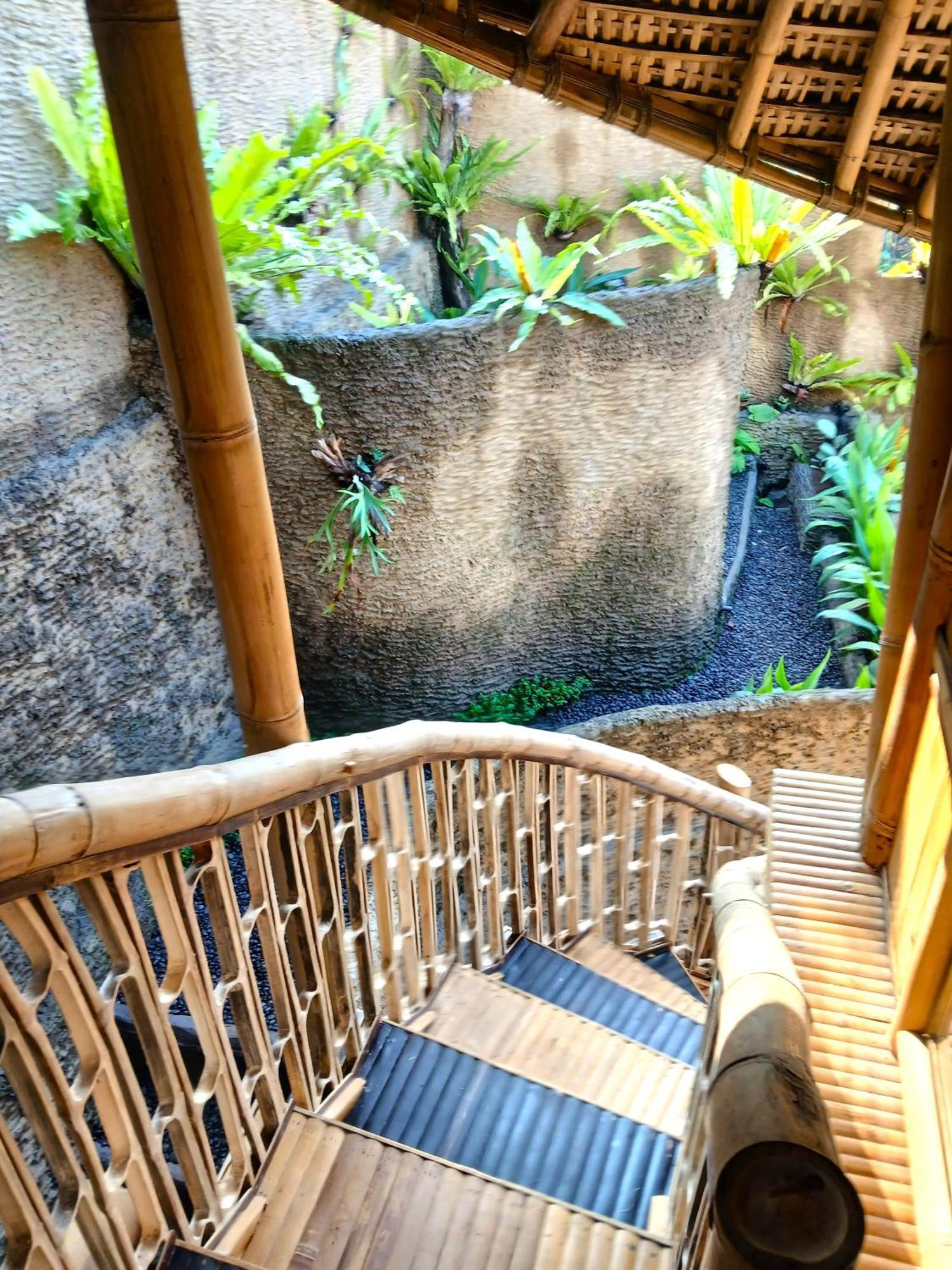 Selat Danaswari Bali Bamboo Houseヴィラ エクステリア 写真