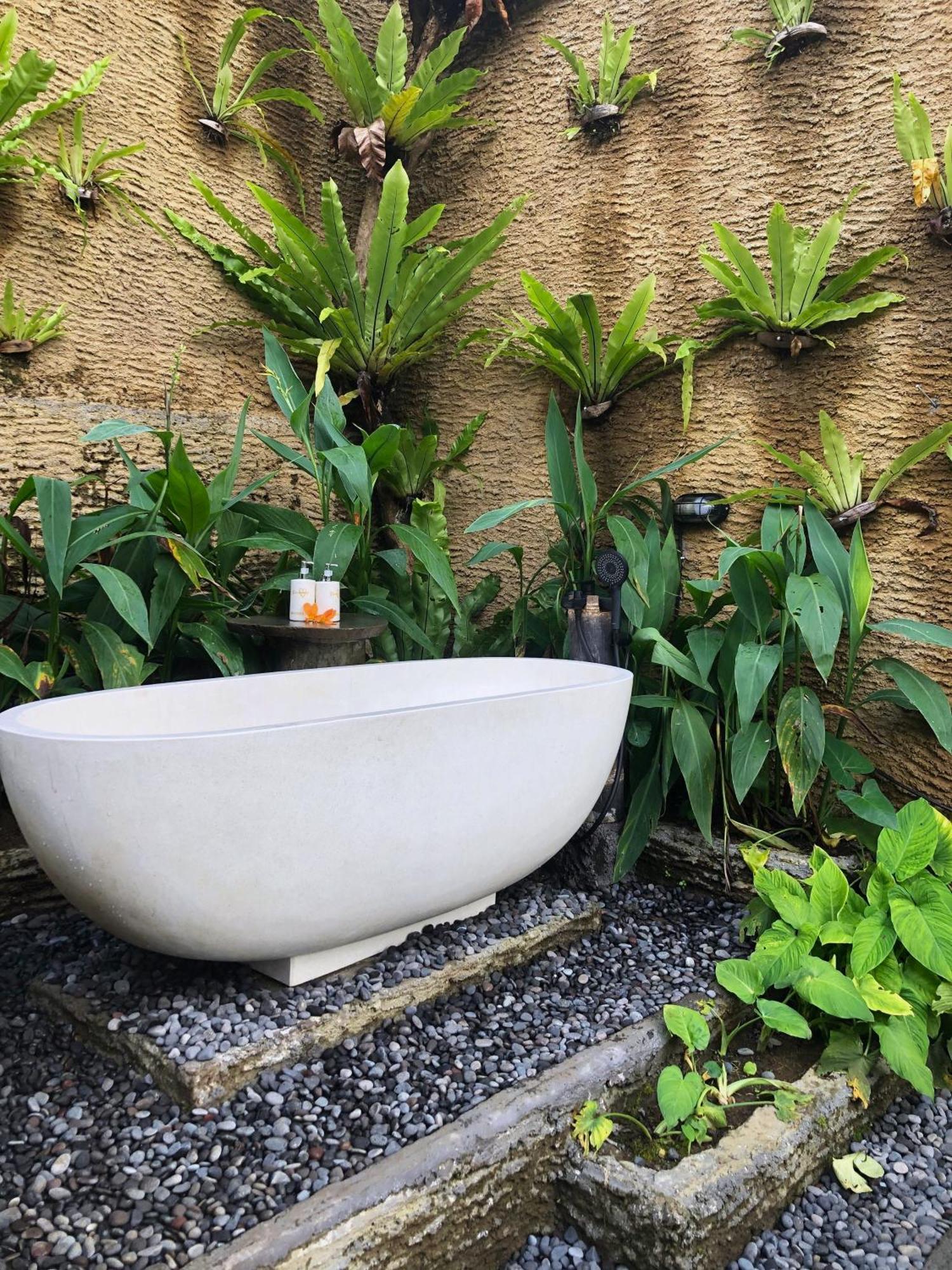 Selat Danaswari Bali Bamboo Houseヴィラ エクステリア 写真